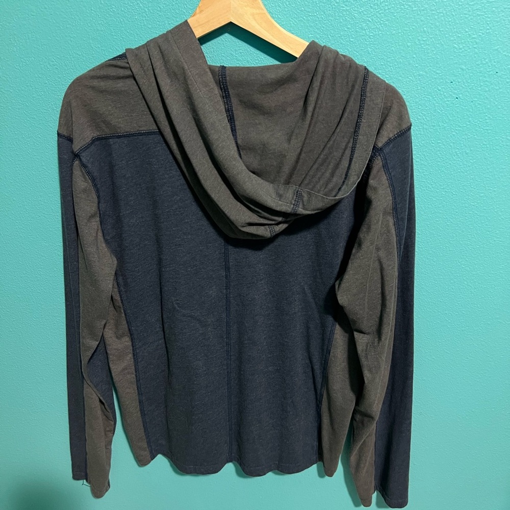 5 LONG SLEEVE SHIRTS